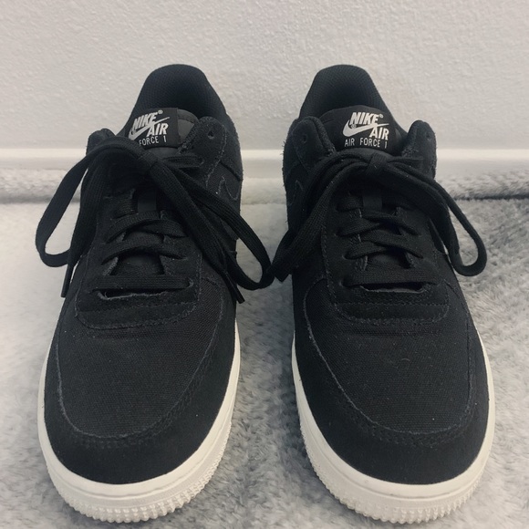 Nike Air Force 1 - Picture 3 of 4